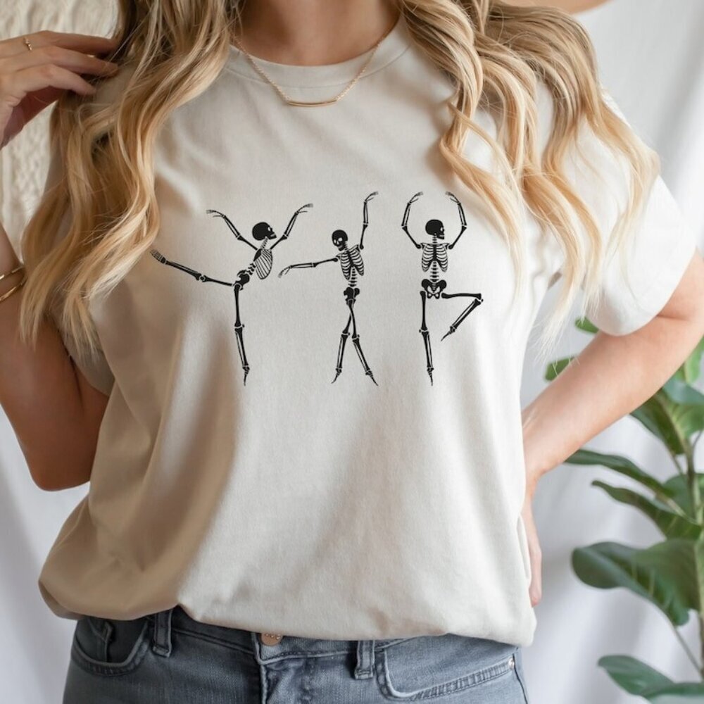 Dancing Skeleton Halloween Dance Team Spooky Graphic T-Shirt